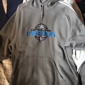 Adidas Dallas Mavericks hoodie size XL